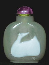 Chalcedony White Duck Snuff Bottle 